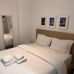 Small Budget Diamond In Agias Sofias. Διαμέρισμα Θεσσαλονίκη